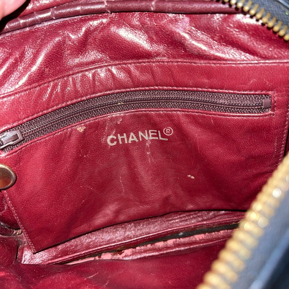 Chanel Matelasse Chain Black Shoulder Bag Vintage With COA - Picture 6 of 11